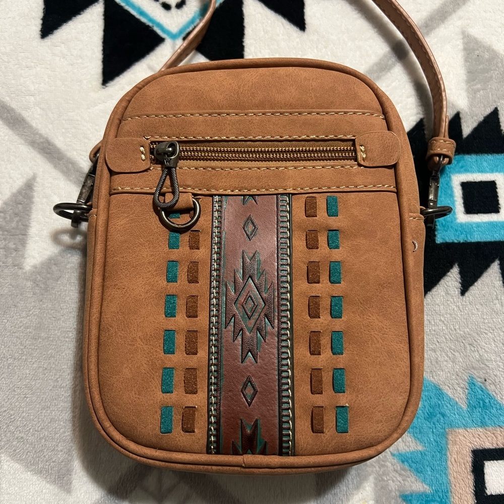 American Bling Tan Crossbody Bag with Starry Lining
